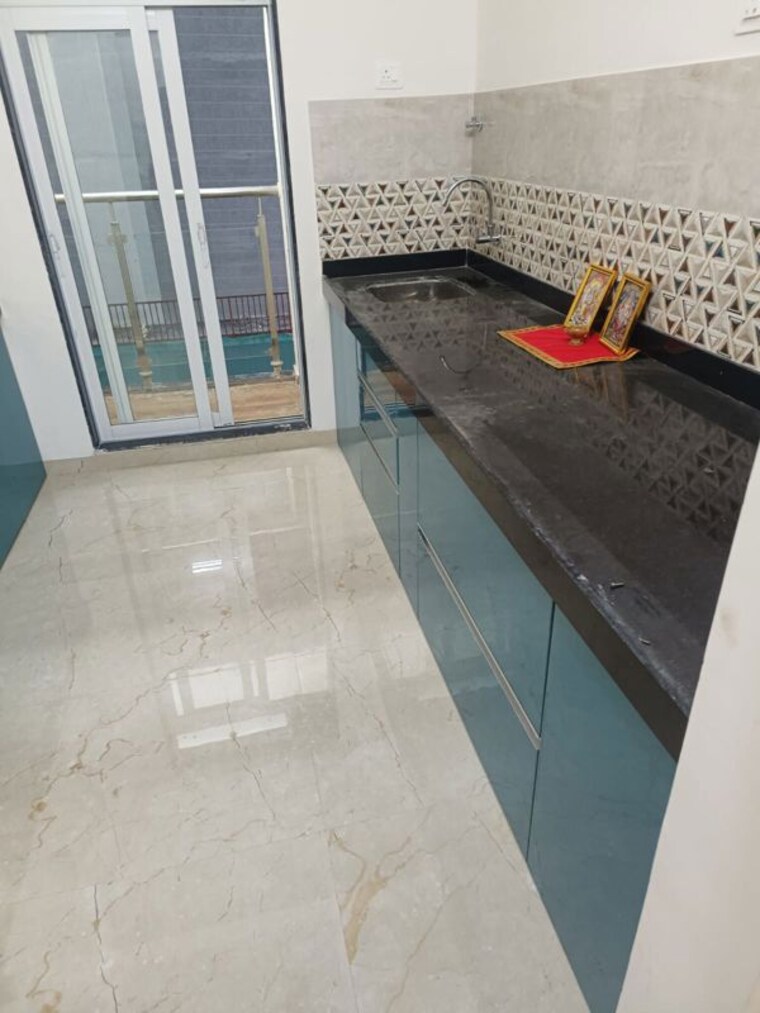 Kitchen, mahavir-square 2 Bedroom 624 Sq.Ft. Apartment In Manpada Thane 10737094