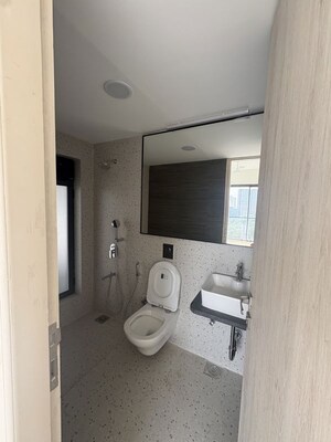 3 BHK Apartment For Rent in Nine Ramaa Krishna, Bandra East