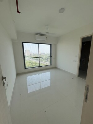 Room in 3 BHK Apartment at Nine Ramaa Krishna, Bandra East – for Rent