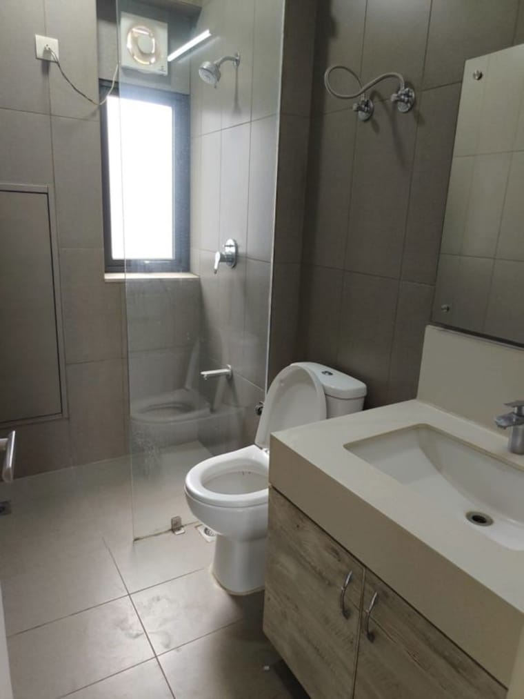 Bathroom, ireo-skyon 3 Bedroom 2045 Sq.Ft. Apartment In Sector 60 Gurgaon 10737125