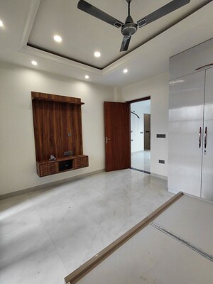 Bedroom in 2 BHK Villa at Sector 46 – for Rent