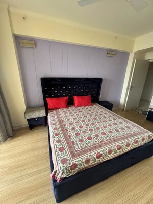 Bedroom in 3 BHK Apartment at DLF The Skycourt, Sector 86 – for Rent
