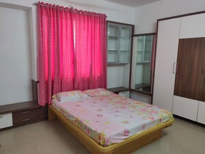 Bedroom in  Pg at Prabhat Road – for Rent