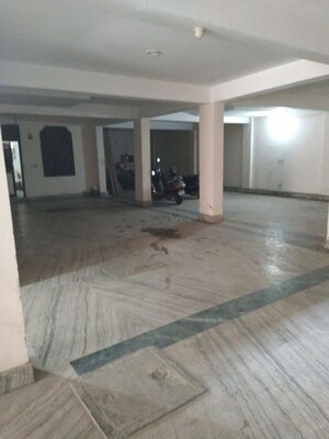 Room in 2 BHK Independent House at Sector 14 – for Rent