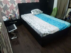 Bedroom in 2 BHK Independent House at Sector 14 – for Rent