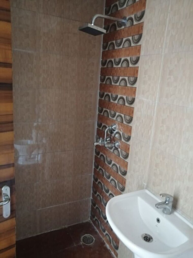 Bathroom, samridhi-luxuriya-avenue 3 Bedroom 1495 Sq.Ft. Apartment In Sector 150 Noida 10737145