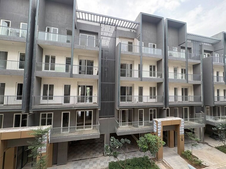 Exterior View, smart-world-orchard 2 Bedroom 1250 Sq.Ft. Apartment In Sector 61 Gurgaon 10737175
