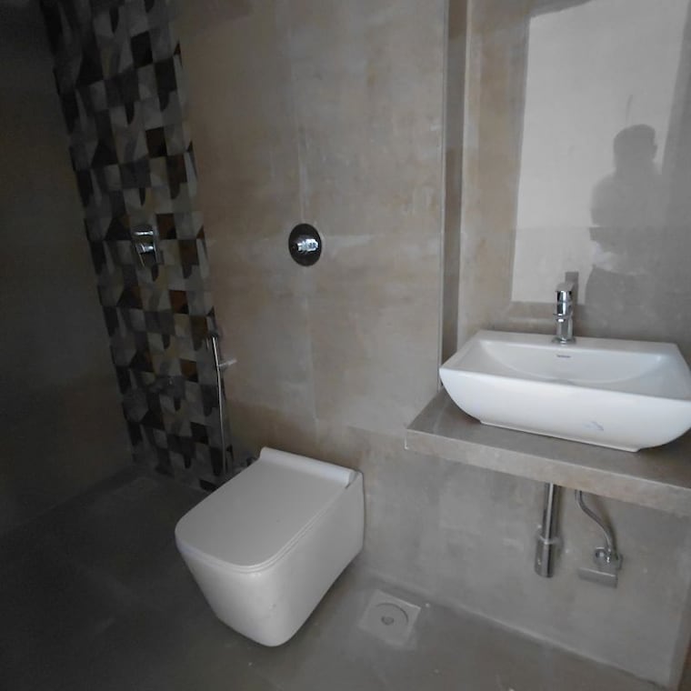 Bathroom, group-satellite-elegance 2 Bedroom 635 Sq.Ft. Apartment In Goregaon East Mumbai 10737156