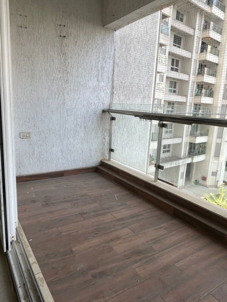 Balcony, ashford-royale 3 Bedroom 1416 Sq.Ft. Apartment In Nahur Mumbai 10737174