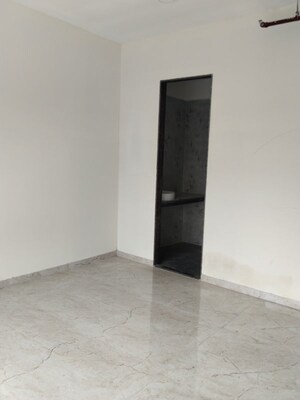 Room in 3.5 BHK Independent House at Vora Centrico, Malad West – for Rent