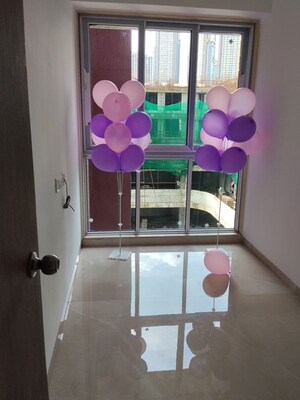 Room in 3.5 BHK Independent House at Vora Centrico, Malad West – for Rent