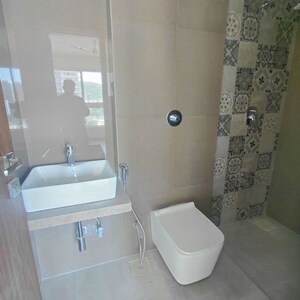 Bathroom in 2 BHK Apartment at Group Satellite Elegance, Goregaon East – for Sale