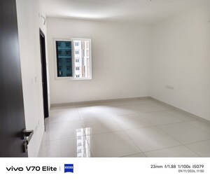 Room in 3 BHK Apartment at Aparna Sarovar Zicon, Nallagandla – for Sale