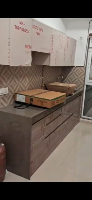  2 BHK Apartment at Platinum Life, Andheri West – for Rent