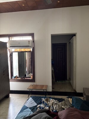 Room in 5 BHK Independent House at Aerocity – for Sale