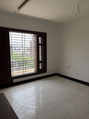 Room in 5 BHK Independent House at Aerocity – for Sale