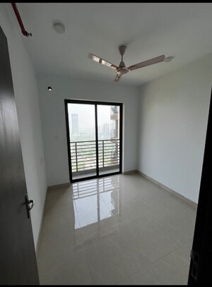 2 BHK Apartment For Rent in Risland The Icon, Dhokali