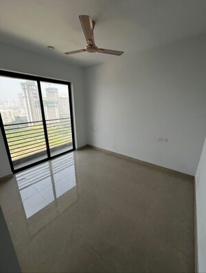 Room in 2 BHK Apartment at Risland The Icon, Dhokali – for Rent