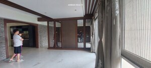 Room in 4 BHK Apartment at RMZ Latitude, Hebbal – for Rent
