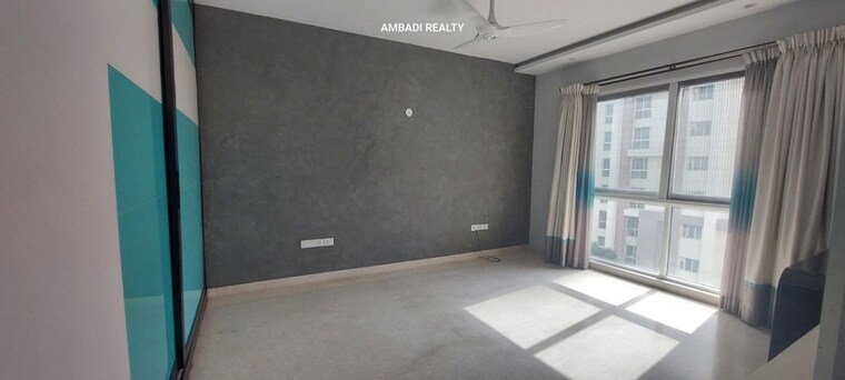Room, rmz-latitude 4 Bedroom 3895 Sq.Ft. Apartment In Hebbal Bangalore 10737291