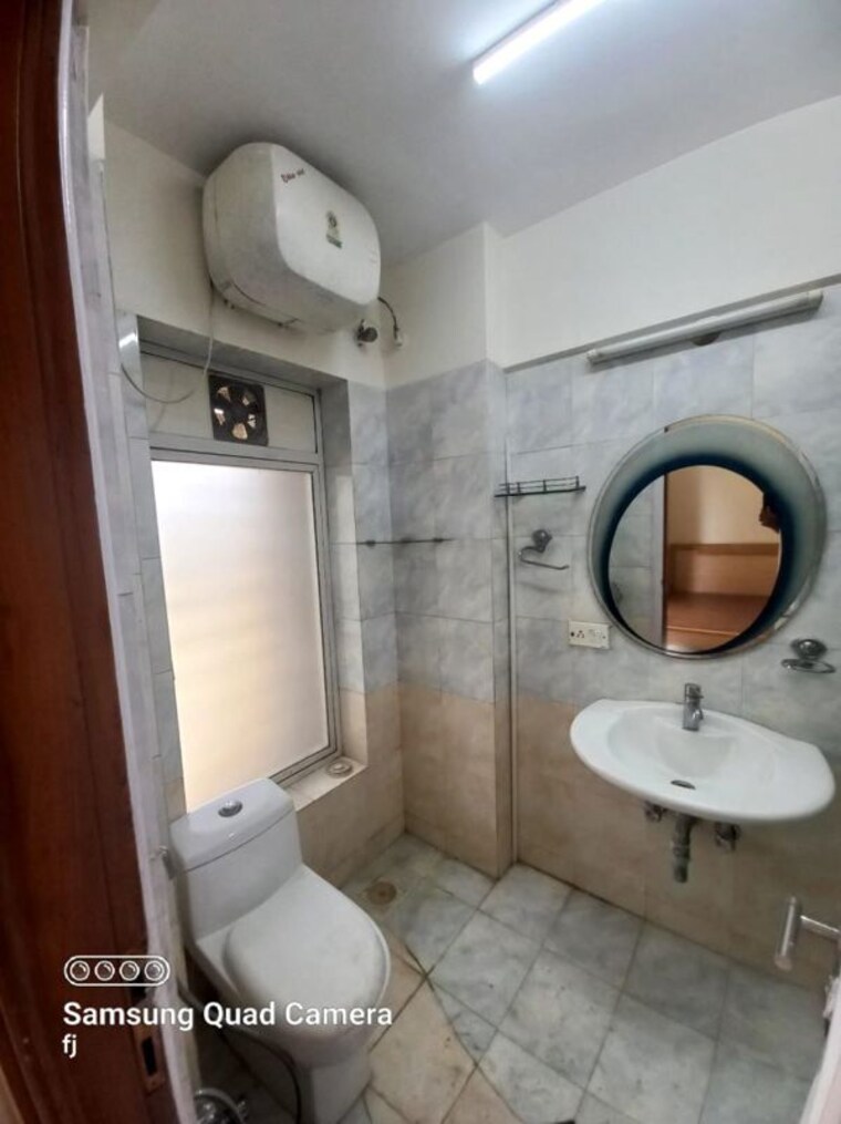 Bathroom, subhangan-apartment 3 Bedroom 2100 Sq.Ft. Apartment In Santacruz West Mumbai 10737295