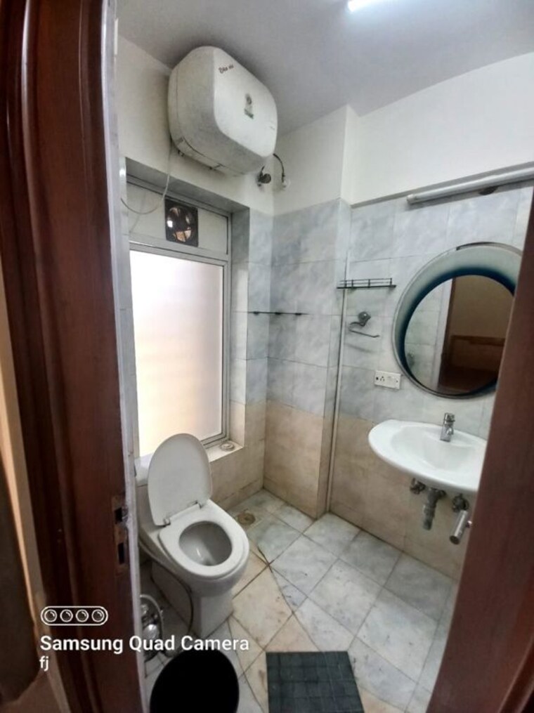 Bathroom, subhangan-apartment 3 Bedroom 2100 Sq.Ft. Apartment In Santacruz West Mumbai 10737295