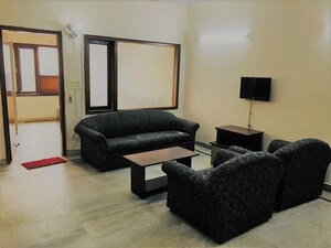 Living Room in 2 BHK Independent House at Sector 14 – for Rent