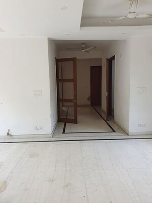 Building Lobby in 2 BHK Independent House at Sector 14 – for Rent