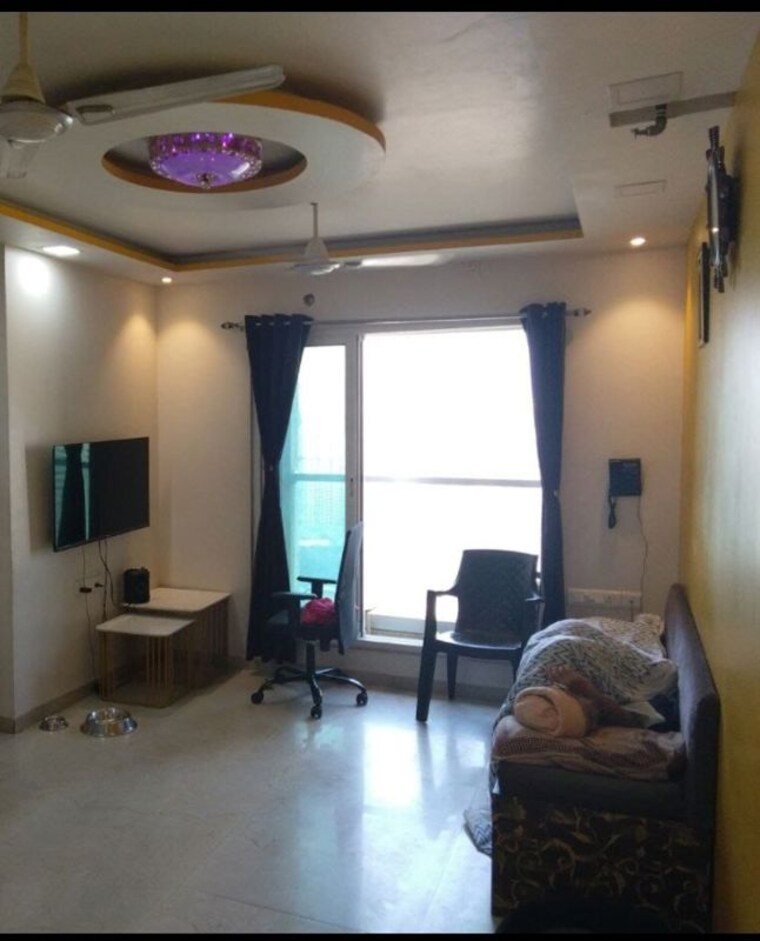 Living Room, dosti-oak 1.5 Bedroom 545 Sq.Ft. Apartment In Balkum Pada Thane 10737303