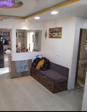 Kitchen in 1.5 BHK Apartment at Dosti Oak, Balkum Pada – for Rent