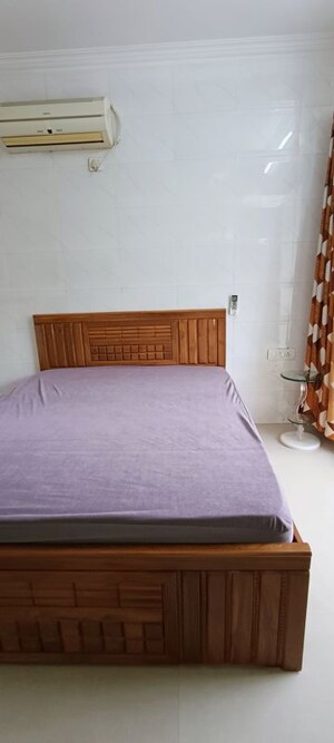 Bedroom in 2 BHK Apartment at Akshar Alvario, Seawoods – for Rent