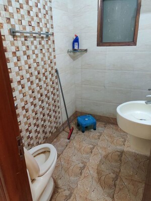 Bathroom in 1 BHK Builder Floor at Malviya Nagar – for Rent
