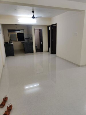 Room in 2 BHK Apartment at Tanishq Hollyhock, Matunga East – for Sale