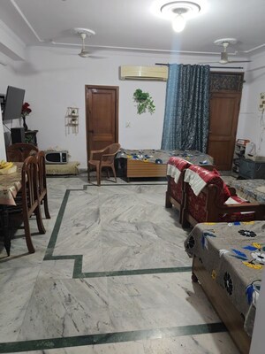 3 BHK Apartment For Sale in Zakir Nagar