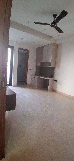 3 BHK Builder Floor For Rent in Sector 57