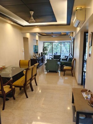 3 BHK Apartment For Rent in Bandra West
