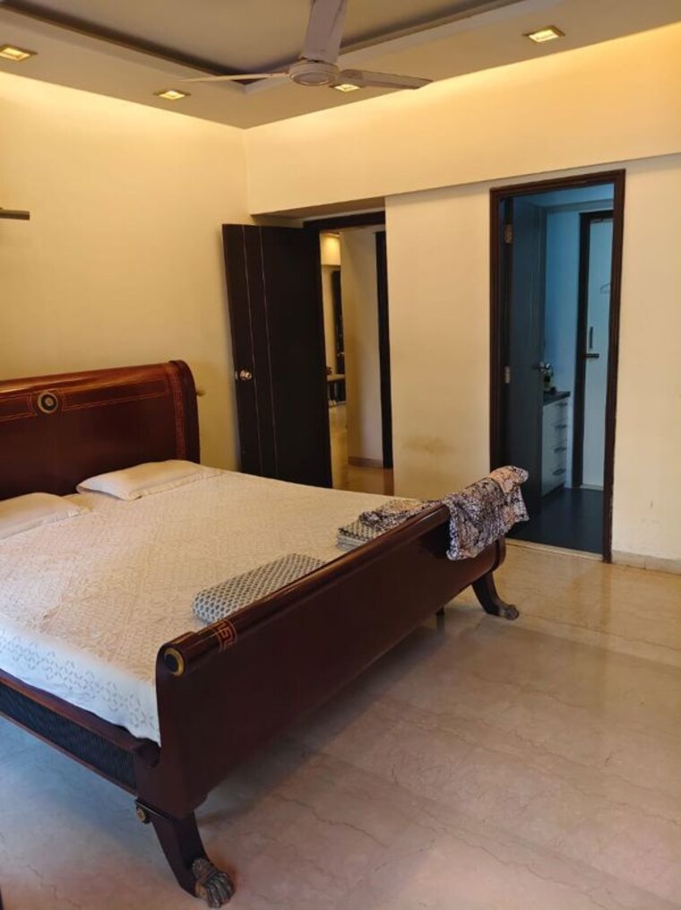 Bedroom, bandra west 3 Bedroom 1350 Sq.Ft. Apartment In Bandra West Mumbai 10737358