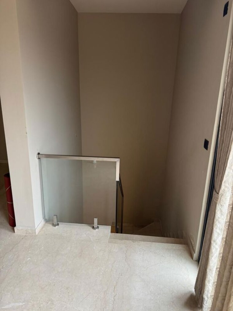 Bathroom, kinglife-telosa 4 Bedroom 5350 Sq.Ft. Penthouse In Koramangala Bangalore 10737353