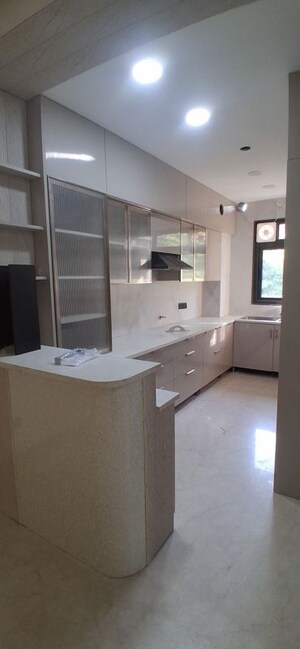 Kitchen in 3 BHK Builder Floor at Sector 57 – for Rent