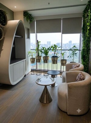  Office Space – Entrance View at Lotus Signature, Andheri West - for Rent