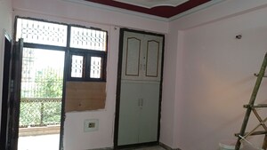 Room in 2 BHK Builder Floor at Vaishali Sector 4 – for Rent