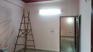 Room in 2 BHK Builder Floor at Vaishali Sector 4 – for Rent