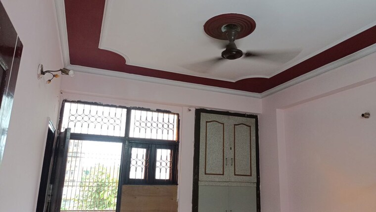 Room, vaishali sector 4 2 Bedroom 1000 Sq.Ft. Builder Floor In Vaishali Sector 4 Ghaziabad 10737402