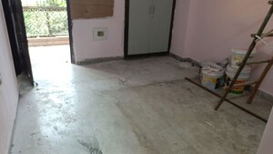 Room in 2 BHK Builder Floor at Vaishali Sector 4 – for Rent
