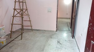 Room in 2 BHK Builder Floor at Vaishali Sector 4 – for Rent