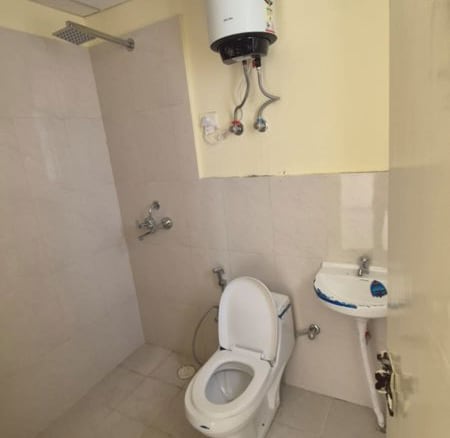 Infinity Pyramid Rental 3 Bedroom 720 Sq.Ft. Apartment in Pyramid Infinity, Sector 70 ...