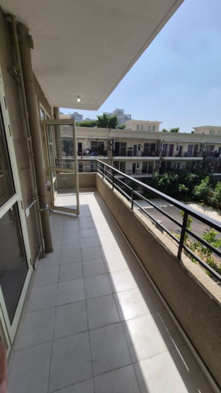 Infinity Pyramid Rental 3 Bedroom 720 Sq.Ft. Apartment in Pyramid Infinity, Sector 70 ...