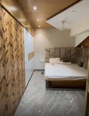 Room in 2 BHK Apartment at Shreeji Heights, Matunga – for Sale