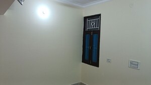 Room in 1 BHK Builder Floor at Vaishali Sector 3 – for Rent