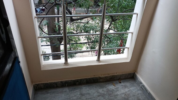 Balcony, vaishali sector 3 1 Bedroom 350 Sq.Ft. Builder Floor In Vaishali Sector 3 Ghaziabad 10737421